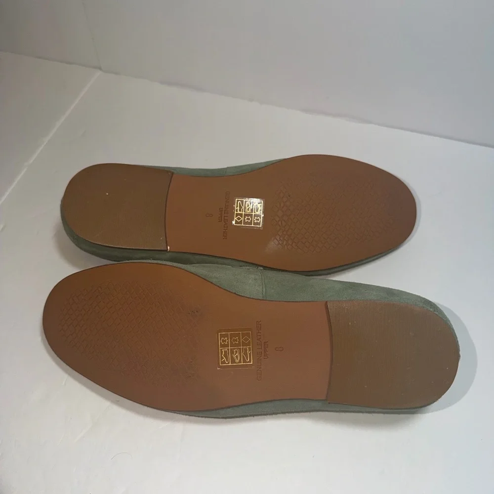 Journee‎ Signature Women's Giia bit loafers in genuine green leather. Size 8